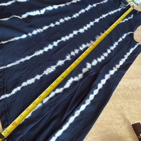 CHAPS DENIM Ralph Lauren navy/white tie dye tank, side slit, asymmetrical hem. M - Picture 13 of 16